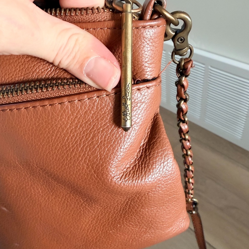 Elliott Lucca Brown Leather Convertible Crossbody Purse - Picture 7 of 8